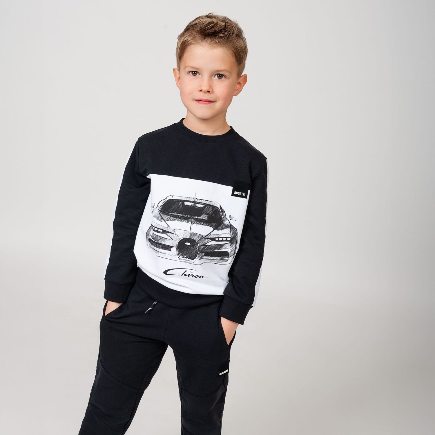 بنطال أولاد رياضي بالشعار باللون الأسود للأولاد, 1, hi-res