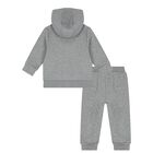 بدلة رياضية أولاد بالشعار باللون الرمادي, 1, hi-res