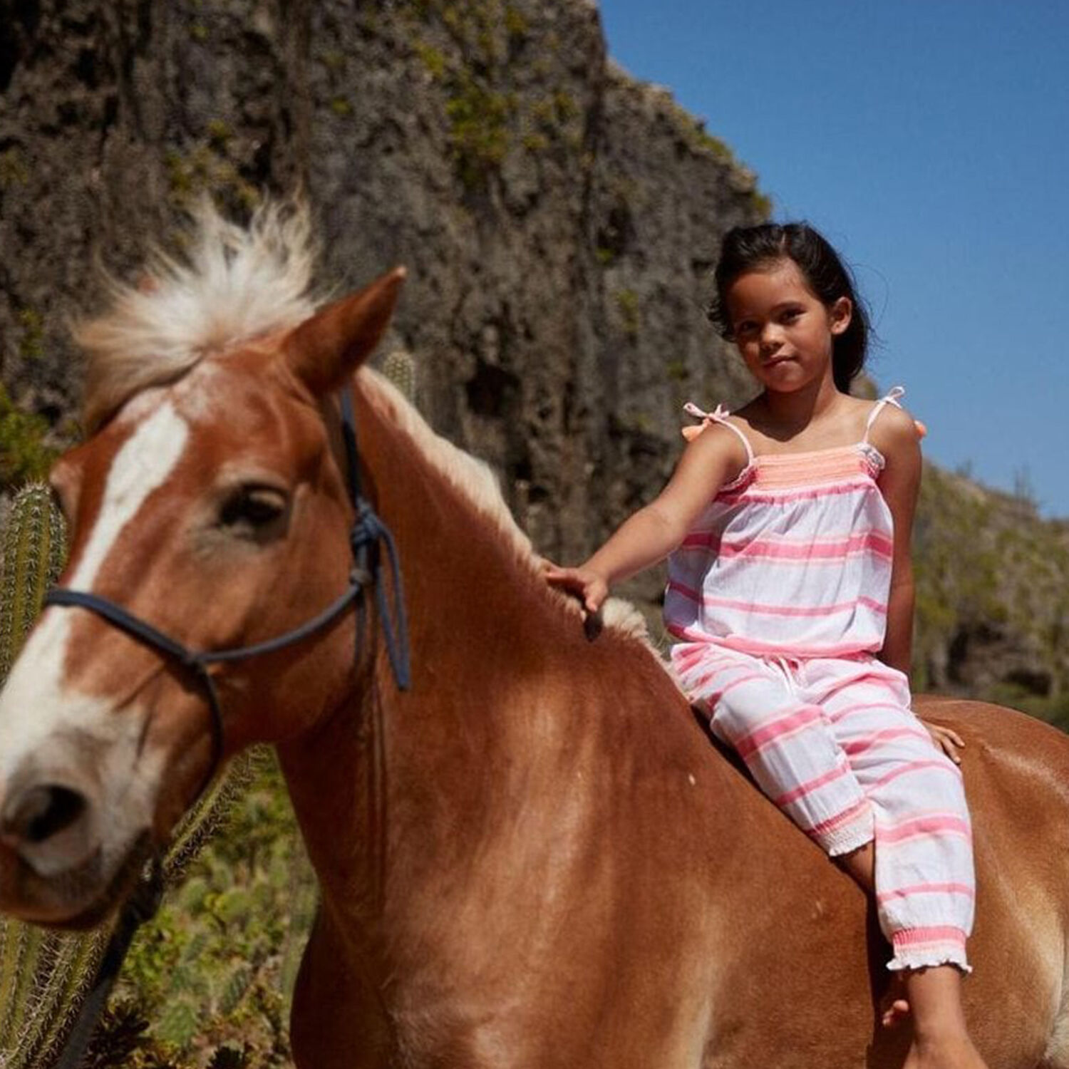 جمبسوت مخطط باللون الوردى للبنات , 1, hi-res