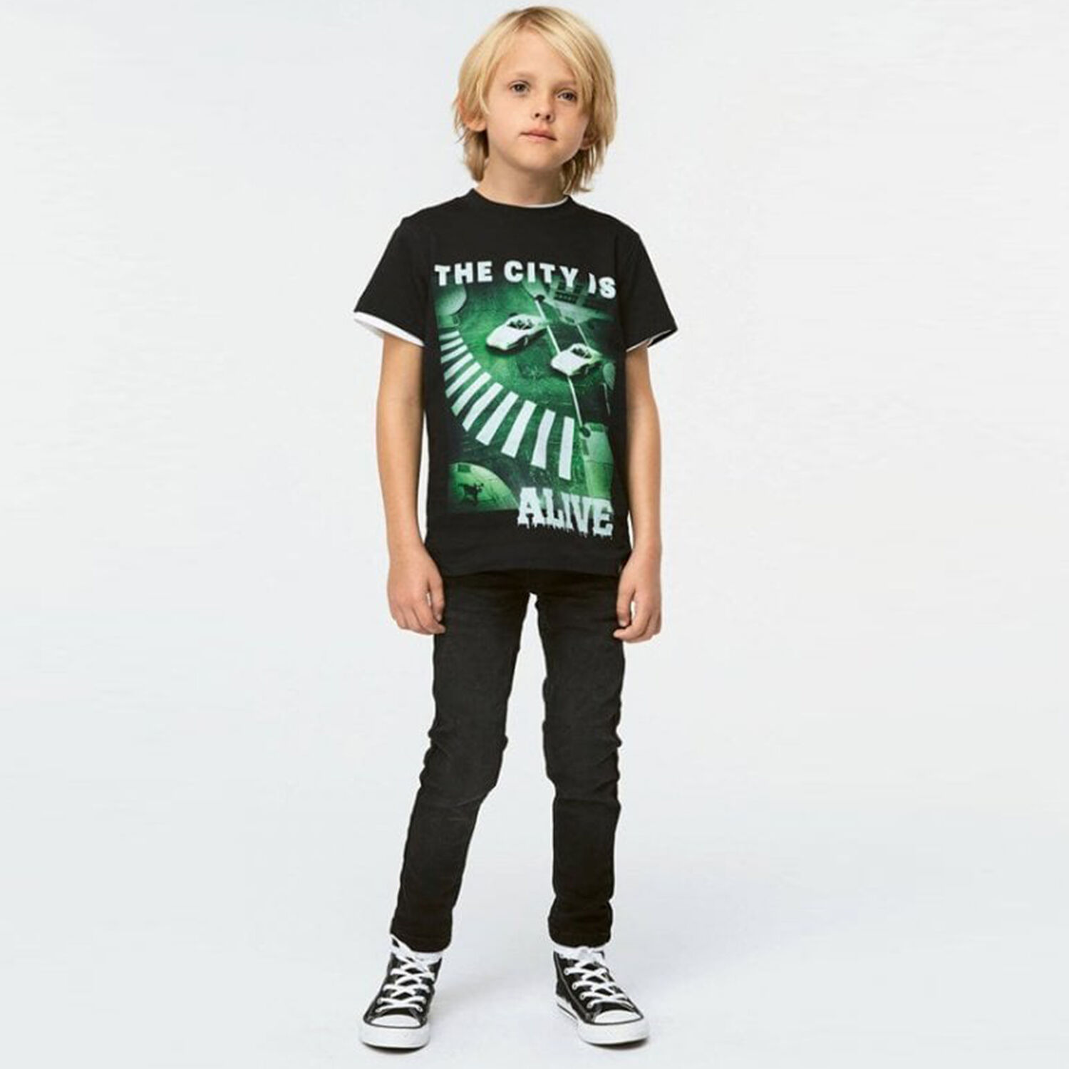 تيشيرت قطن باللون الاسود للاولاد, 1, hi-res