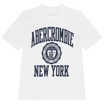 تي شيرت أولاد بالشعار باللون الأبيض 