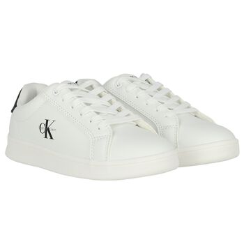 حذاء رياضي بالشعار باللون الأبيض والأسود