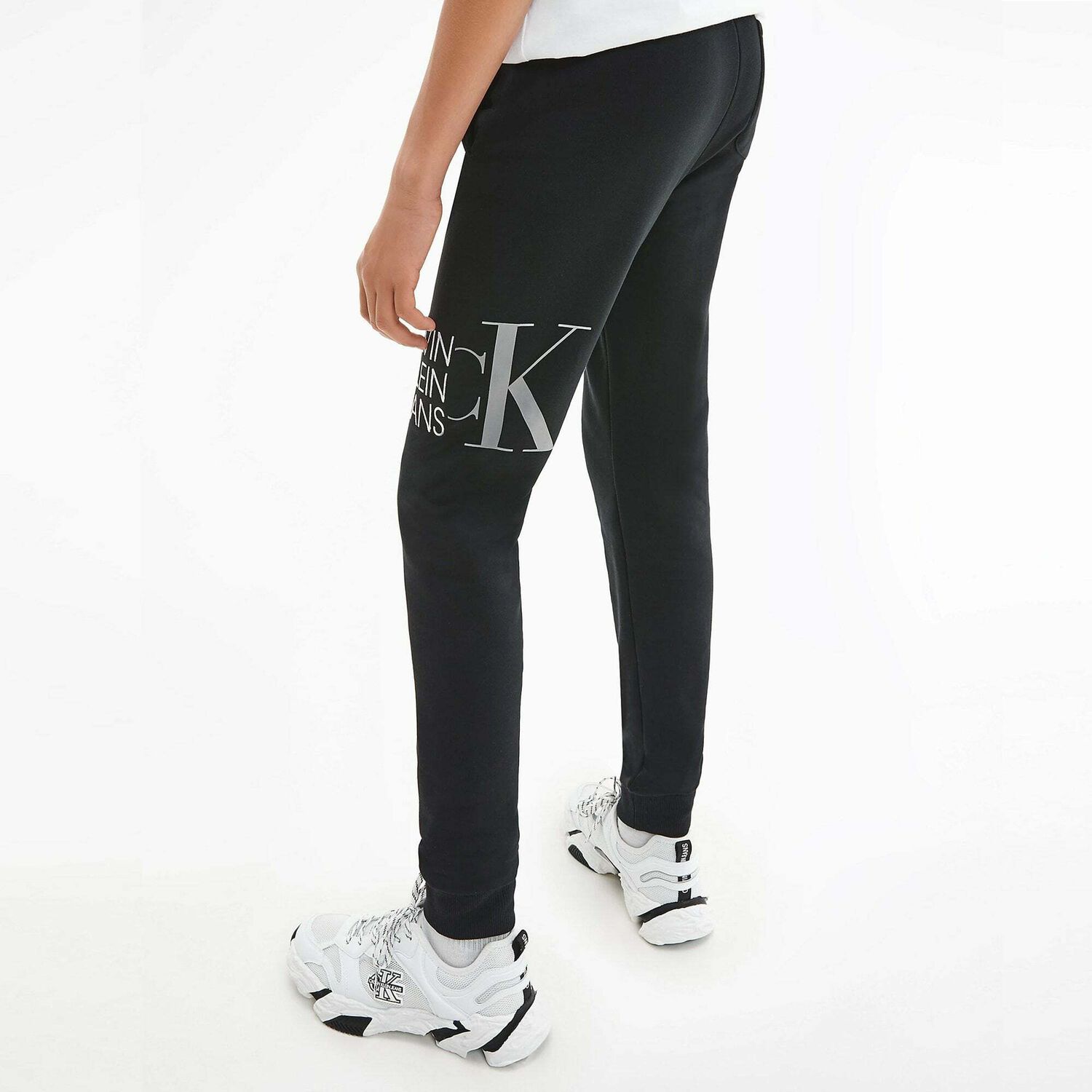 بنطلون رياضى قطن عضوى بالشعار باللون الاسود للاولاد, 1, hi-res image number null