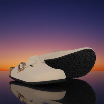 Girls Beige Flower Buckle Leather Clog