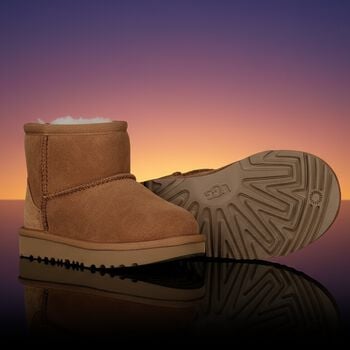 بوت قصير كلاسيكي بني كستنائي من جلد الغزال