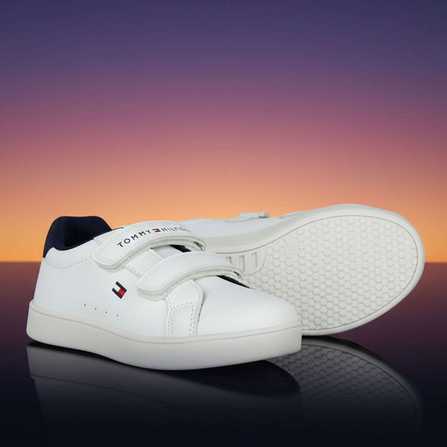 Boys White & Navy Blue Logo Trainers, 2, hi-res