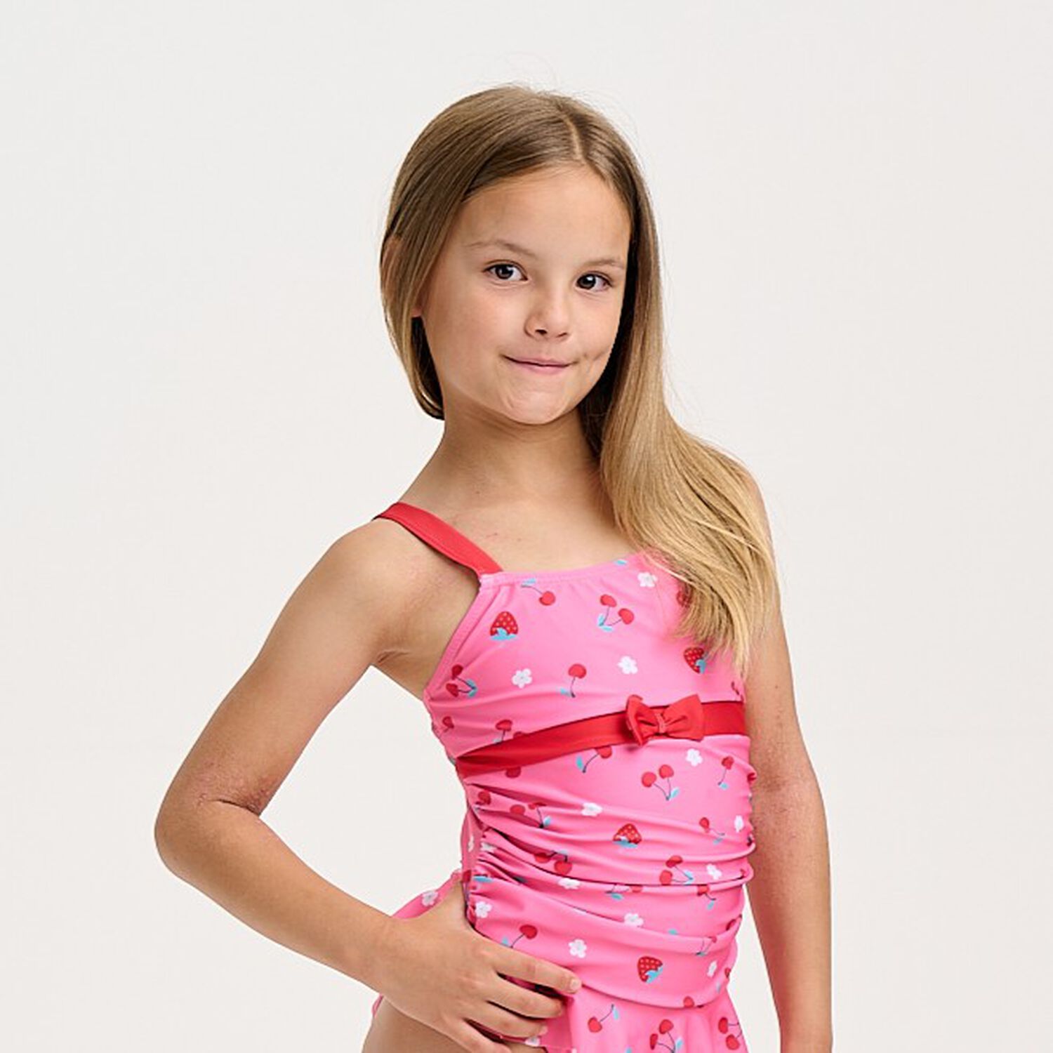 مايوة سباحة للبنات بفيونكة باللون الأحمر و الوردى, 1, hi-res image number null