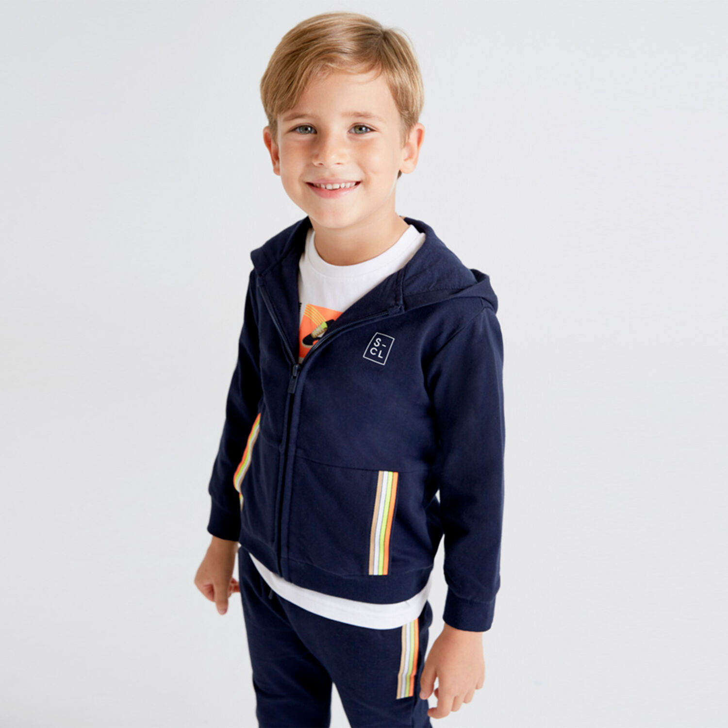 جاكيت هودي باللون الكحلي للأولاد, 1, hi-res