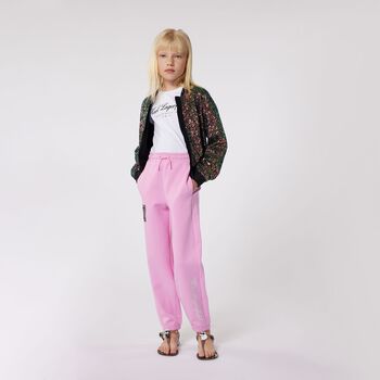 تيشيرت بنات بالشعار باللون الأبيض