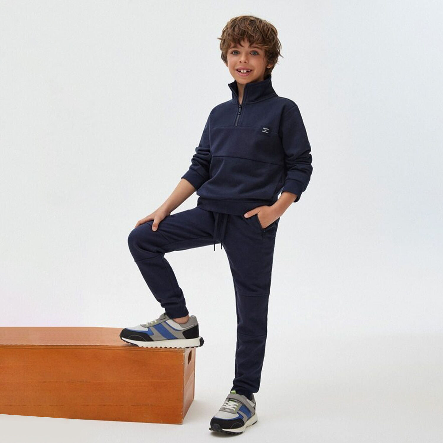 بنطلون رياضى أولاد باللون الكحلى, 1, hi-res