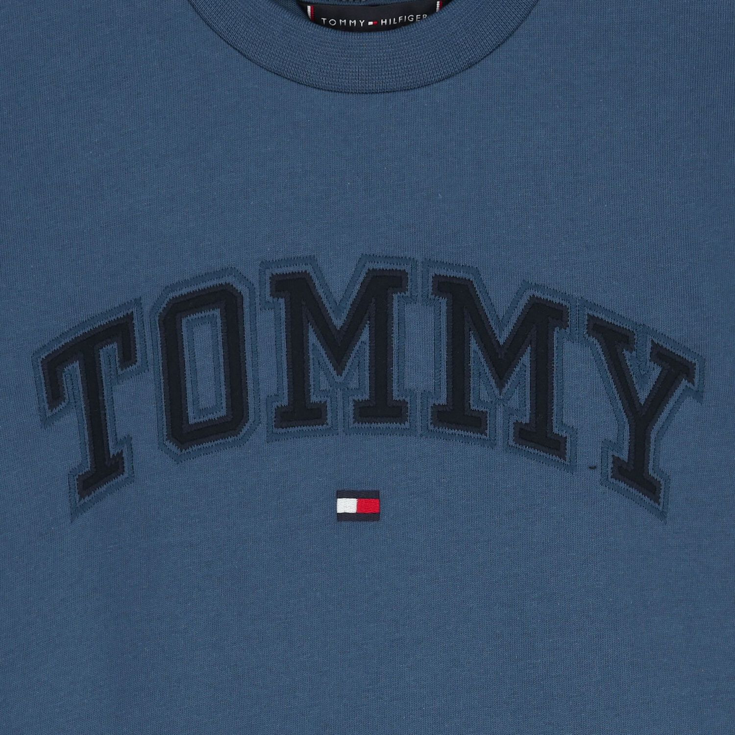 تيشيرت أولاد بالشعار باللون الكحلي, 2, hi-res