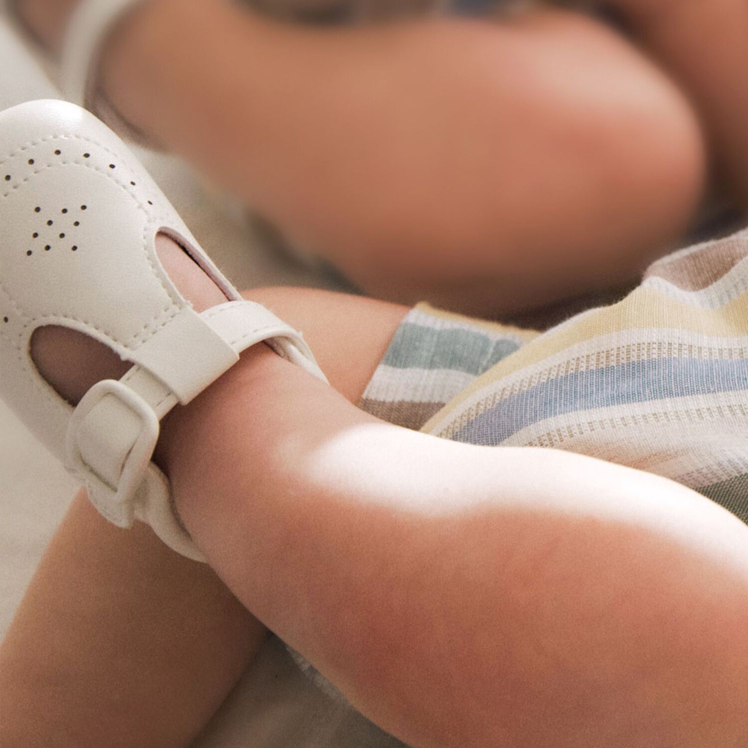 حذاء اطفال ما قبل المشي باللون العاجى, 1, hi-res image number null