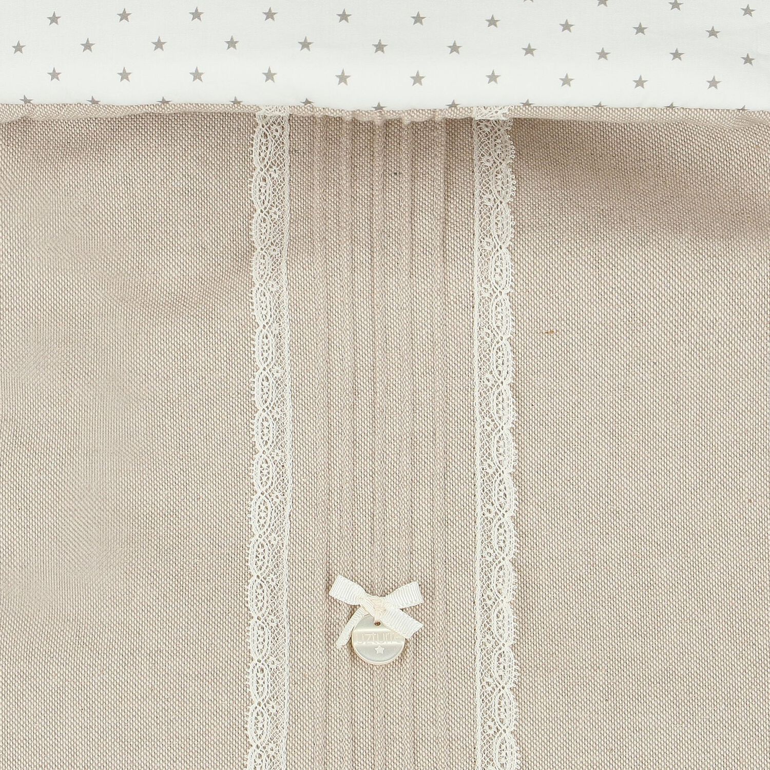 مدس عربة أطفال مزين النجوم باللون البيج والأبيض , 3, hi-res