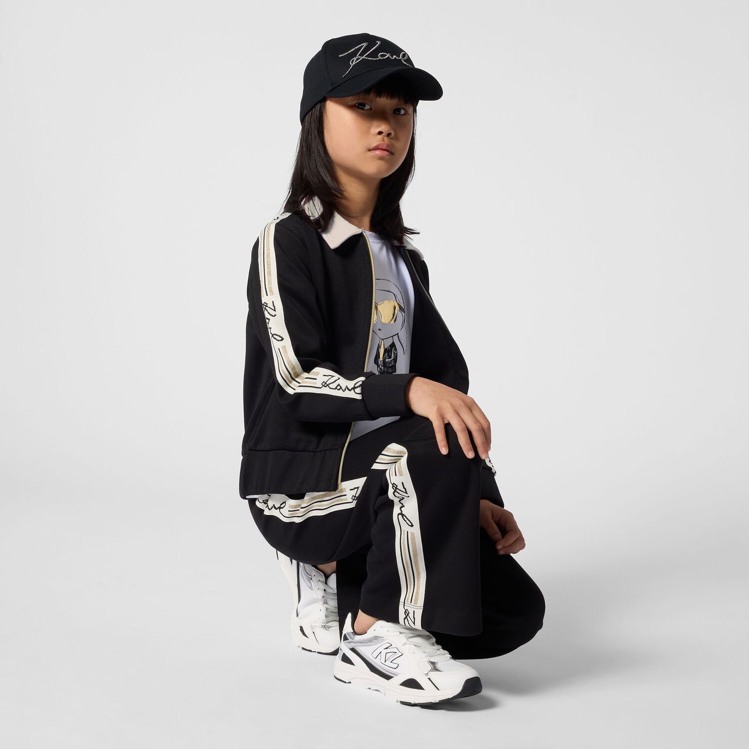 تيشيرت أبيض صغير للبنات من ماركة آيكونيك, 2, hi-res