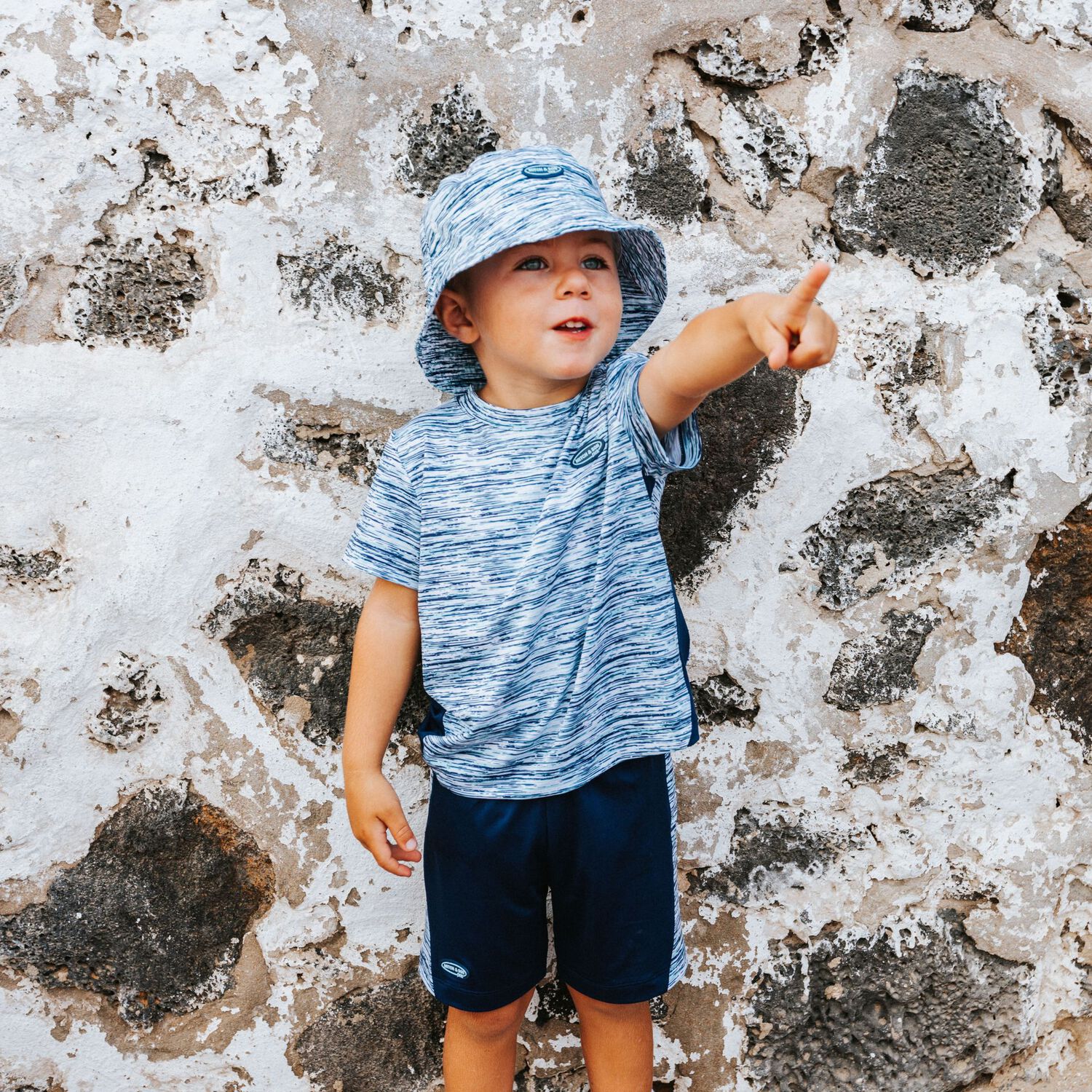 طقم شورت للأولاد باللونين الأزرق والأبيض, 1, hi-res image number null