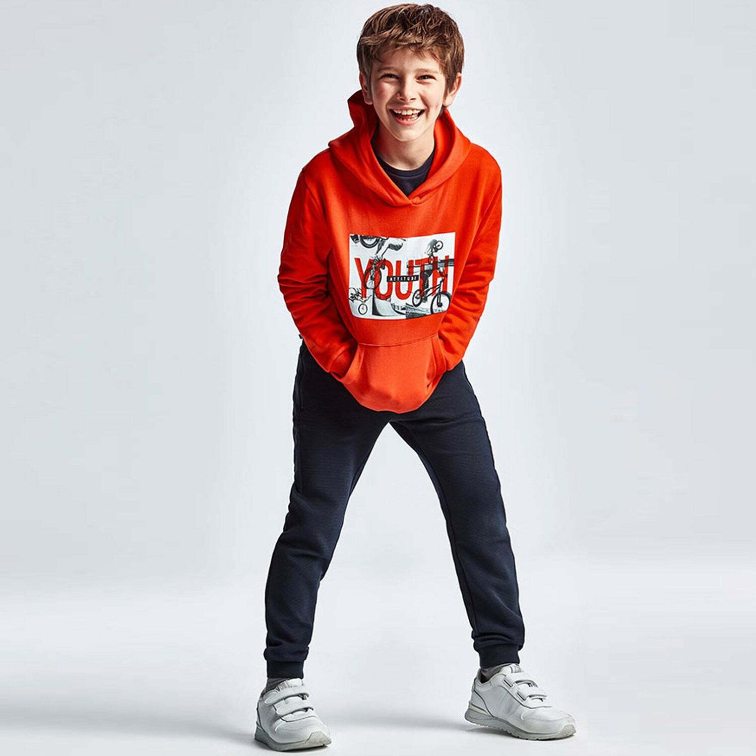 بنطلون رياضى باللون الاسود للاولاد, 1, hi-res