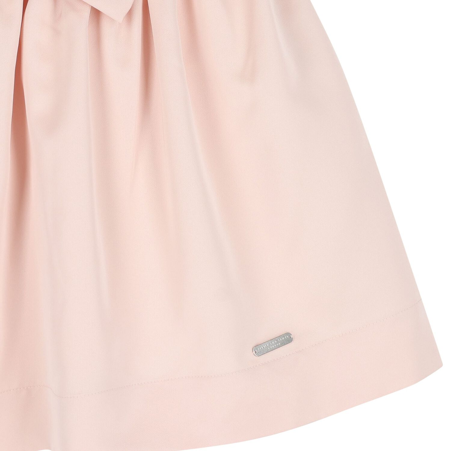 فستان بنات من الساتان مزين بفيونكه باللون الوردى , 1, hi-res image number null