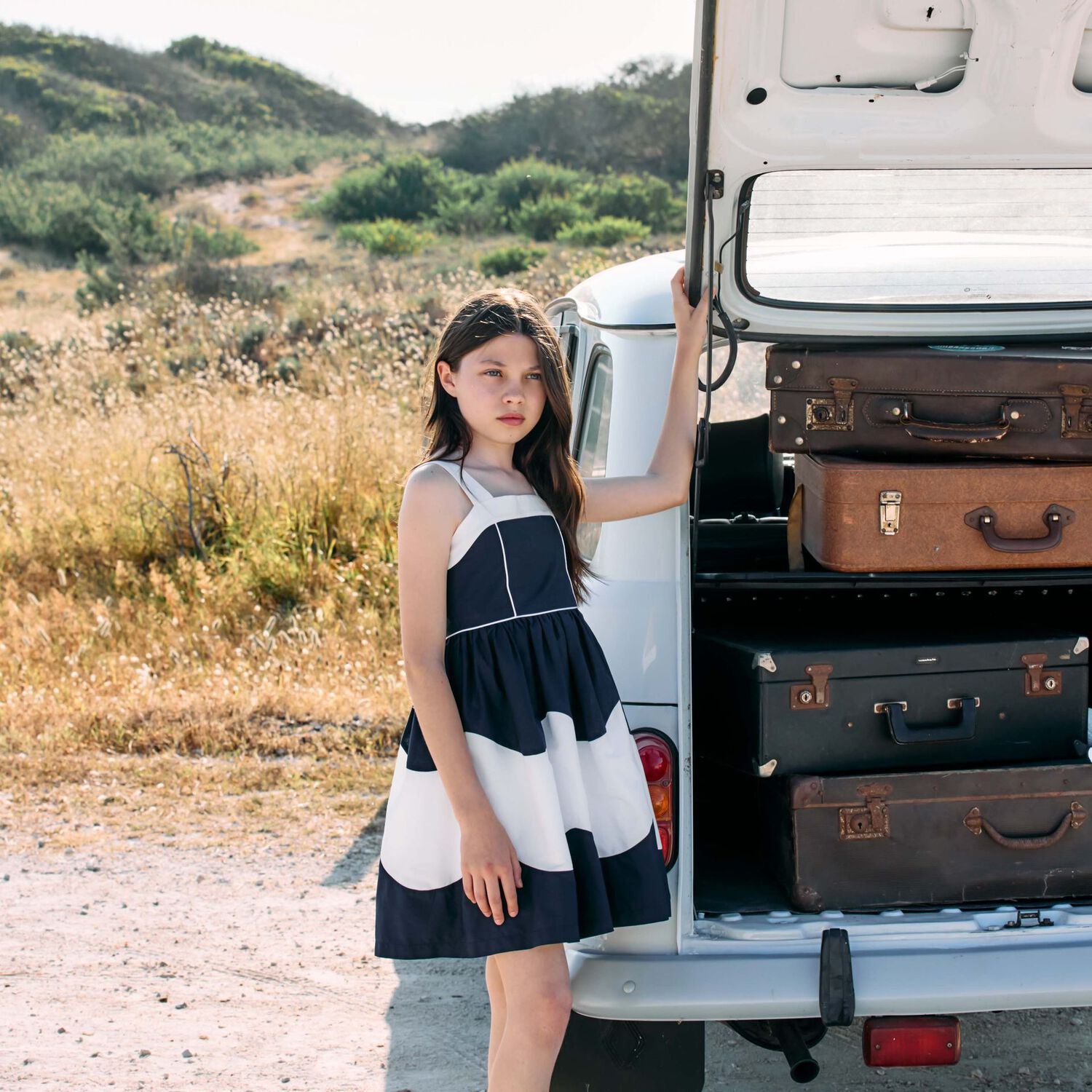 فستان بنات  باللون الكحلى والأبيض, 1, hi-res