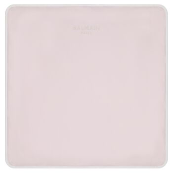 بطانية بشعار باللون وردي وعاجي للبنات 