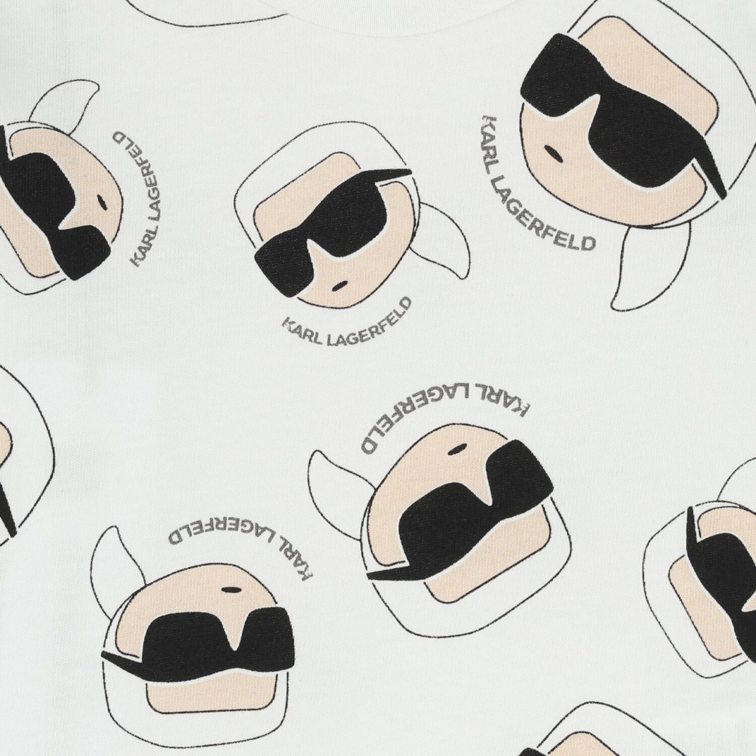 طقم دونغرى للاولاد بطبعه ايكونك باللون الاسود والابيض , 1, hi-res