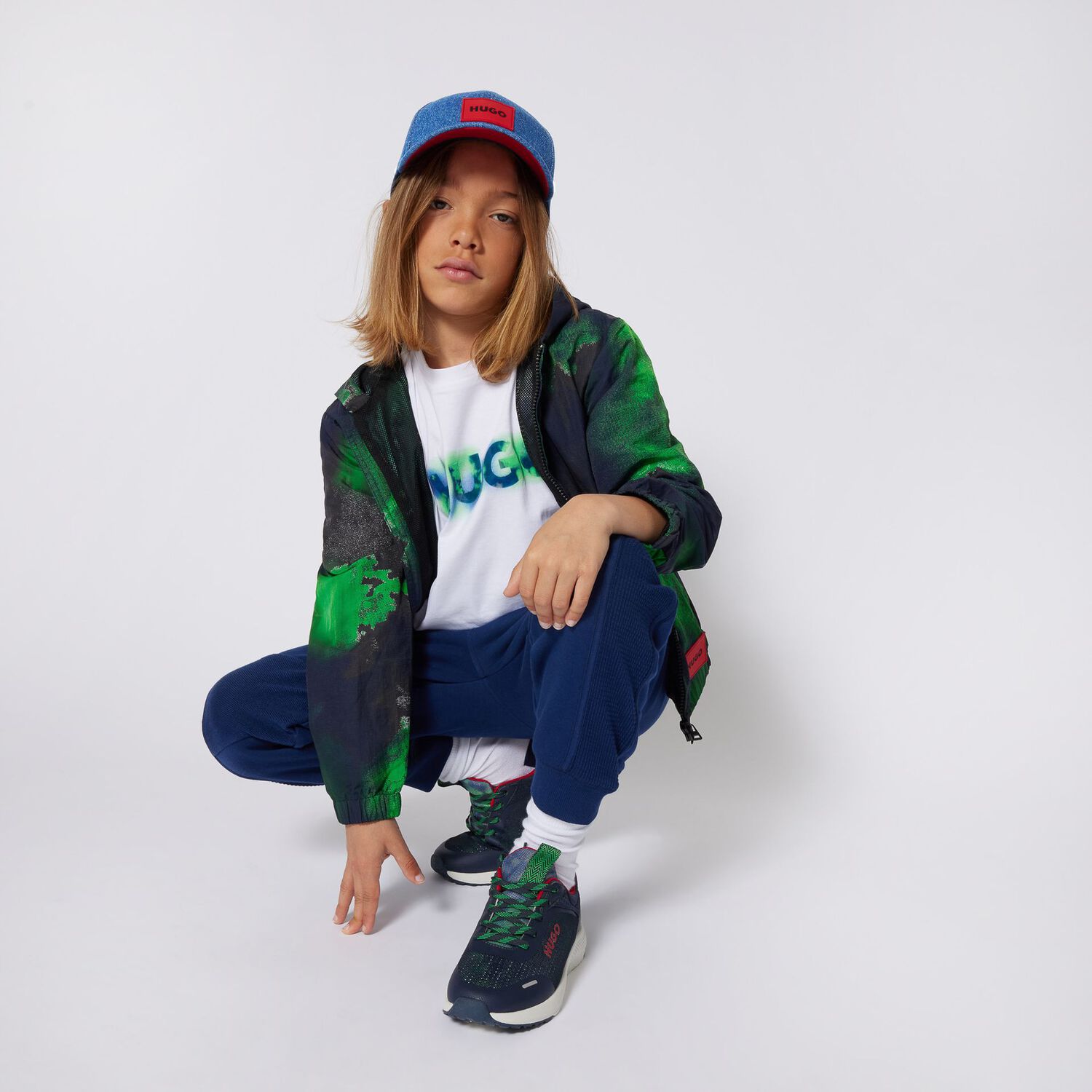 تيشيرت أولاد بالشعار باللون الأبيض, 1, hi-res image number null