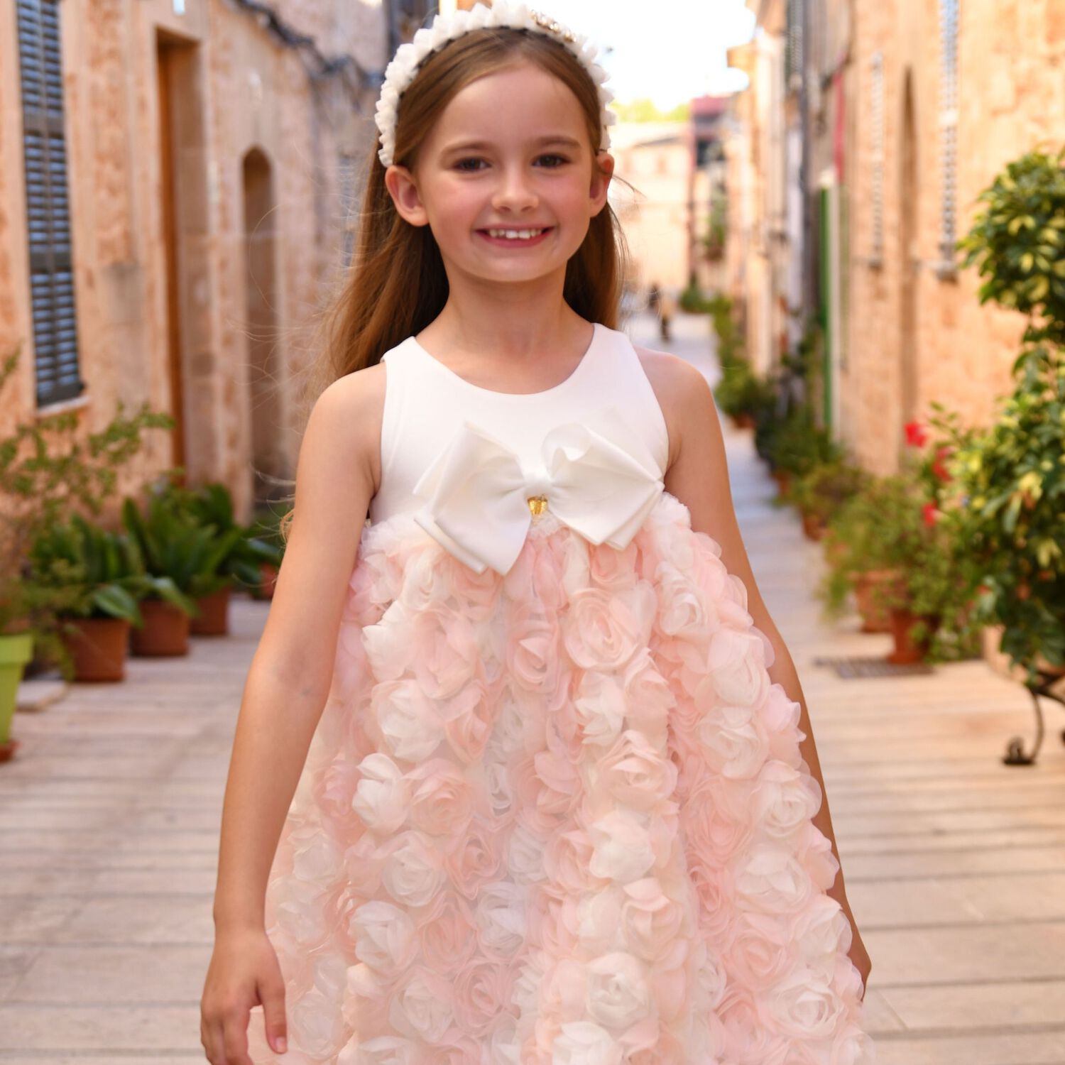 فستان بنات تول مزين بالورود باللون العاجي والوردي, 1, hi-res