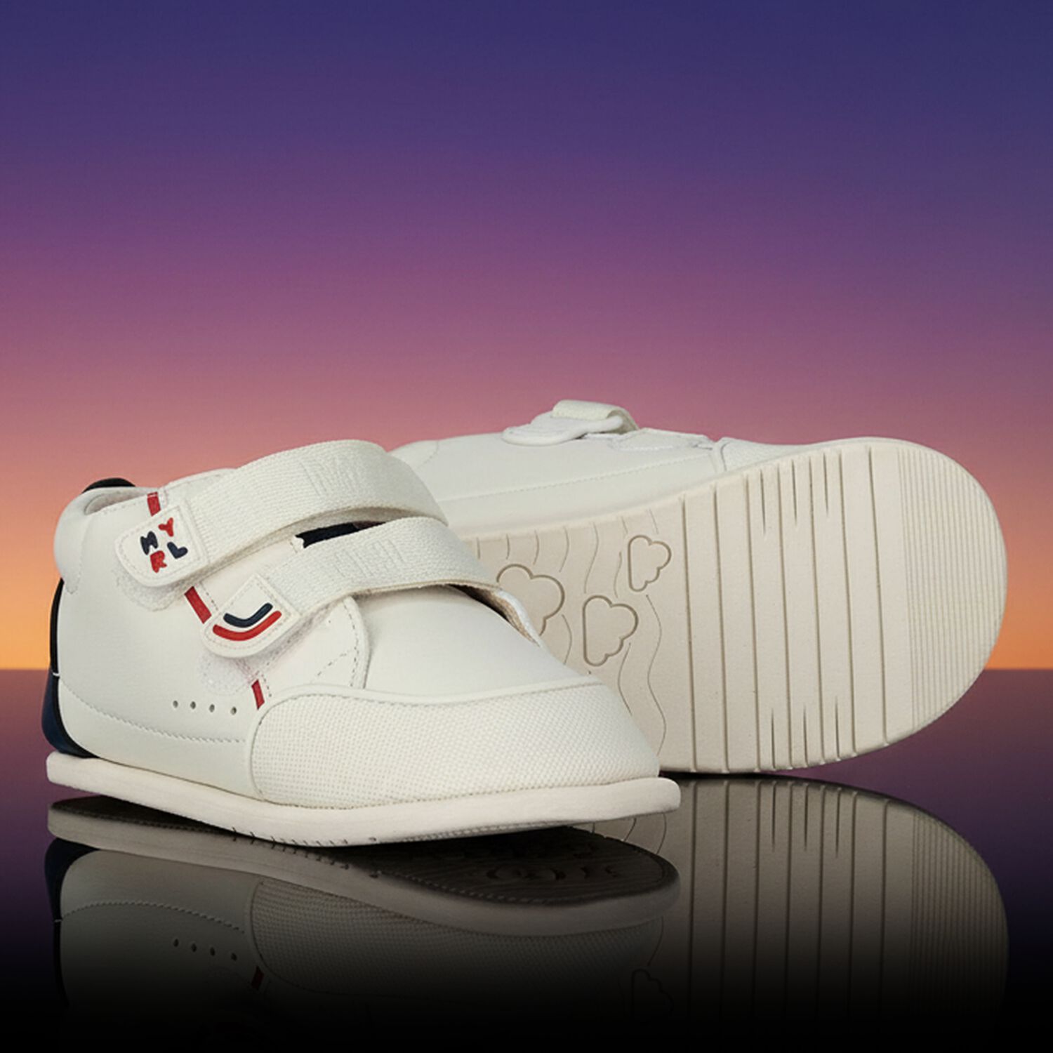 Younger Boys Ivory & Blue Trainers, 1, hi-res