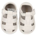 صندل أولاد  بالشعار باللون العاجي, 2, hi-res