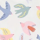 تيشيرت بشعار طائر باللون الأبيض للبنات, 1, hi-res