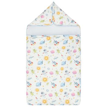 مدس أولاد بطبعة باللون الأبيض