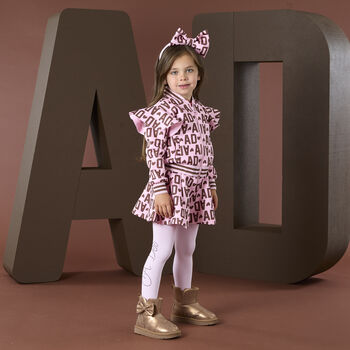 حذاء بنات من الجلد بفيونكه باللون الذهبي اللامع 