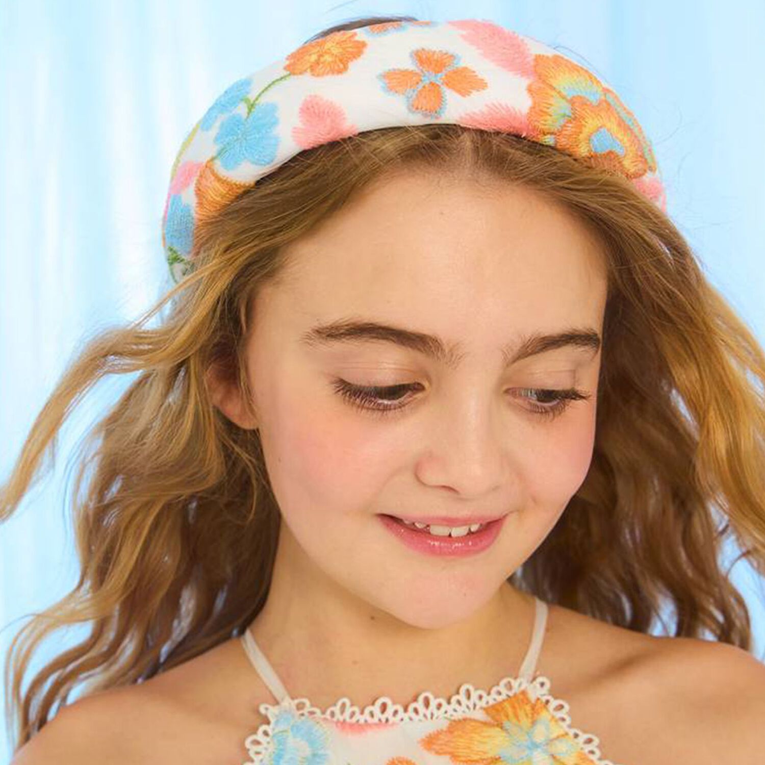 Girls White Floral Embroidered Headband , 1, hi-res