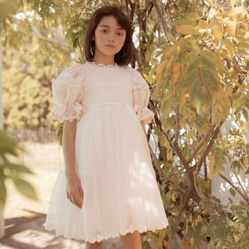 فستان بنات من التول باللون الوردى 