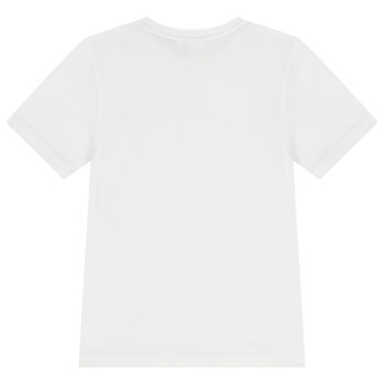 قميص أبيض بشعار للأولاد