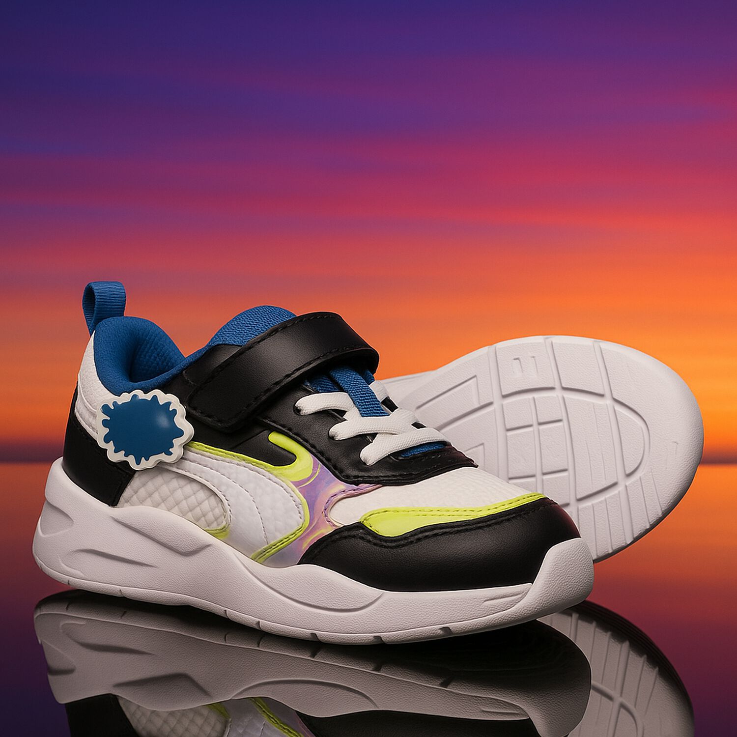 حذاء ترينيتي باللون الأبيض , 1, hi-res image number null