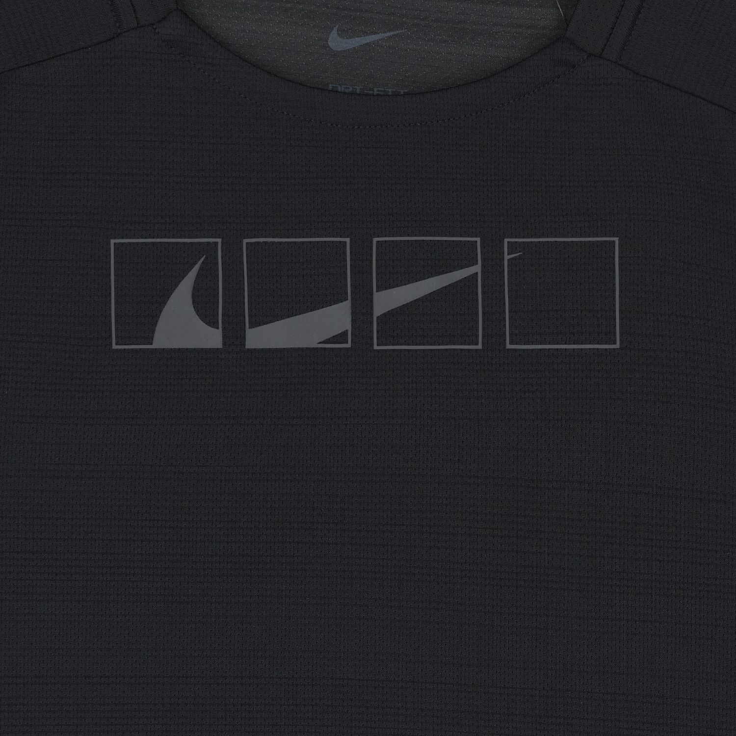 قميص بشعار أسود, 1, hi-res image number null