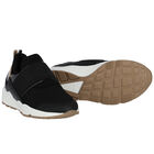 حذاء رياضى بالشعار باللون الأسود للاولاد, 1, hi-res