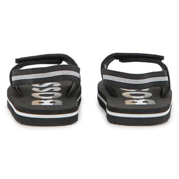 صندل أسود بشعار للأولاد