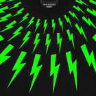 تيشيرت بشعار صاعقة باللون الاسود والاخضر للاولاد, 1, hi-res