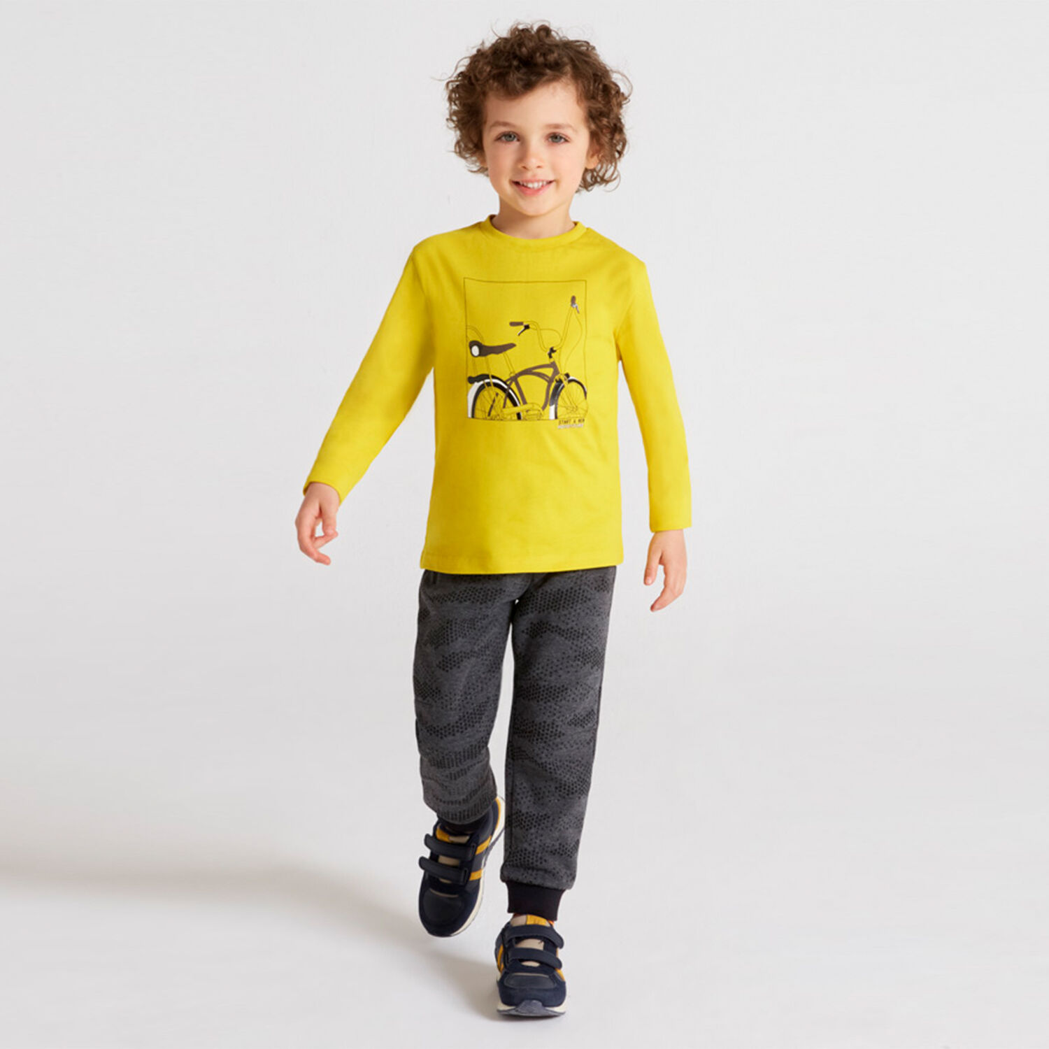 بنطلون رياضي باللون الأسود للأولاد, 1, hi-res image number null