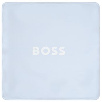 بطانيه اولاد مخططه بالشعار باللون الازرق والابيض 