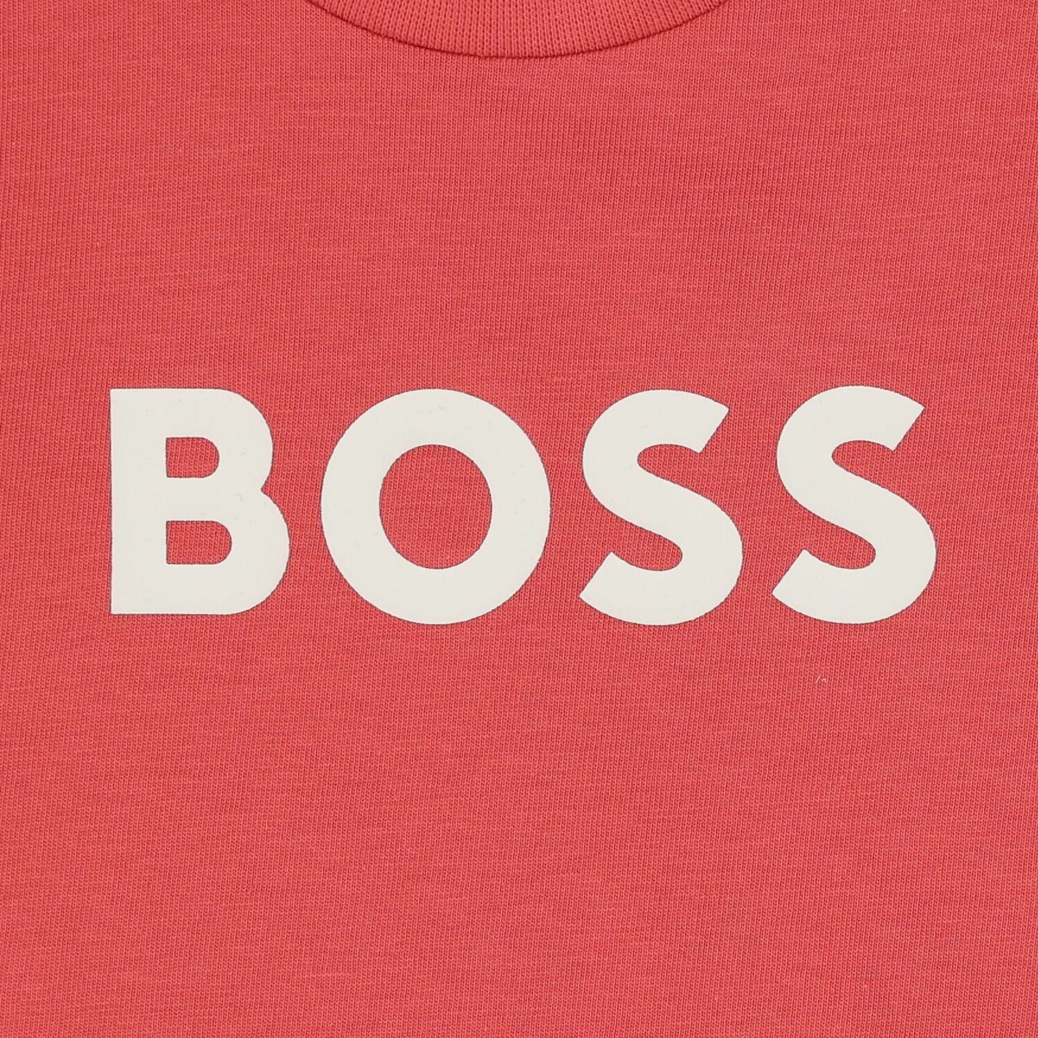 تيشيرت للأولاد  بشعار باللون الأحمر, 6, hi-res