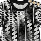 فستان بناتي بشعار مونوجرام اللون الأسود و الأبيض, 1, hi-res