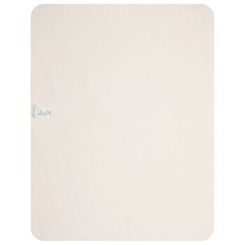 بطانية زهرية اللون للبنات الصغيرات