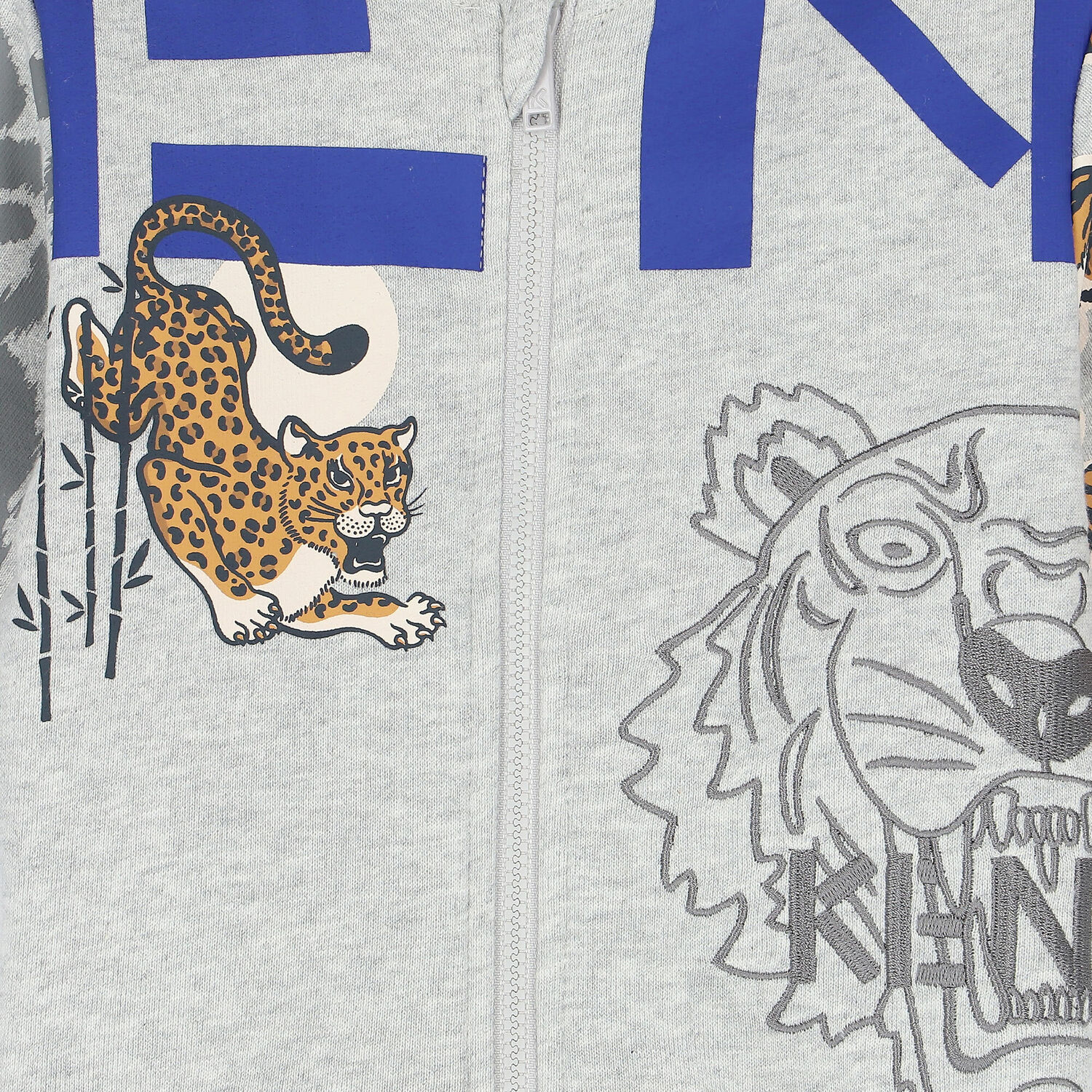 توب بسحاب بشعار نمر باللون الرمادي للأولاد, 1, hi-res