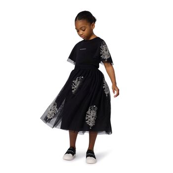 تنورة تول مزخرفة باللون الأسود للبنات