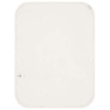 بطانية بنات بطبعة قلب باللون الأبيض