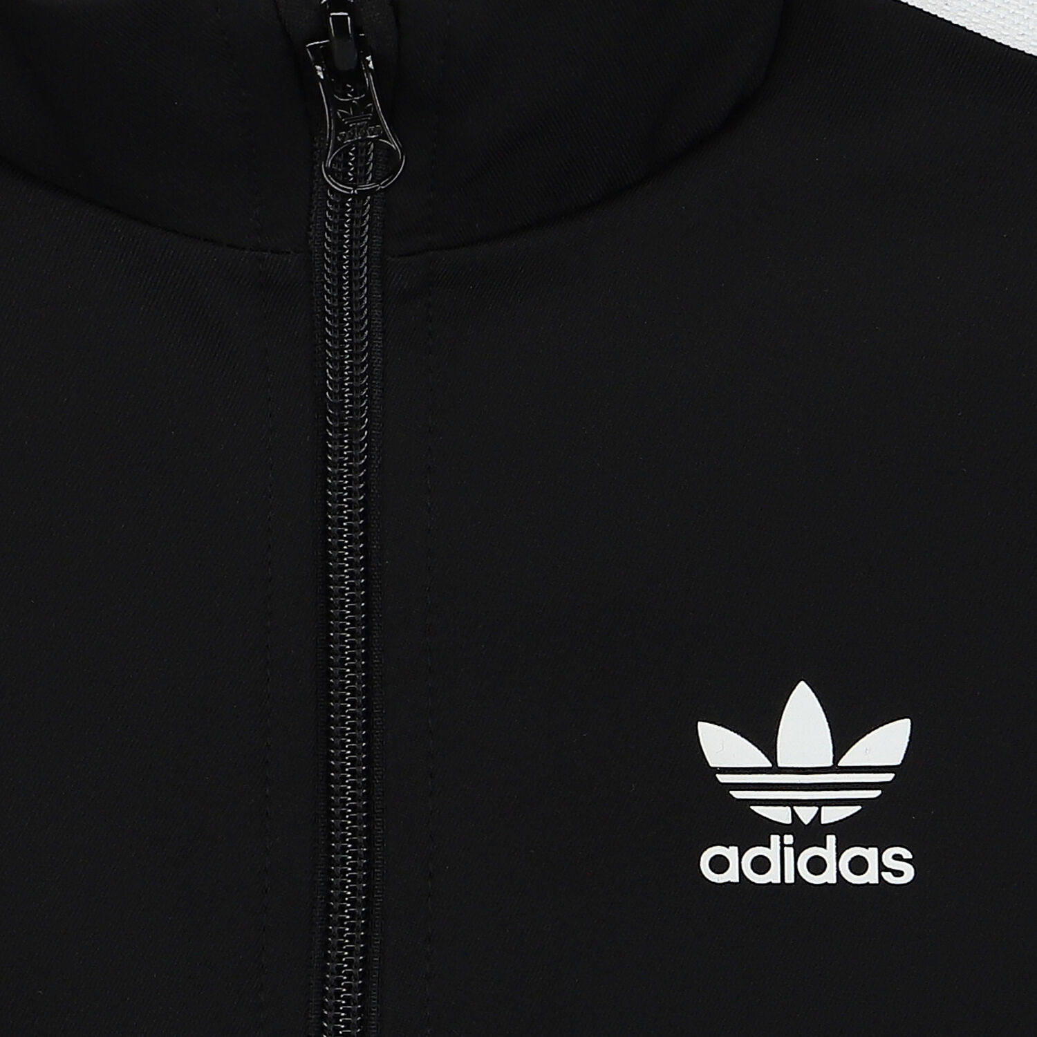 جمبسوت بالشعار باللون الأسود, 1, hi-res