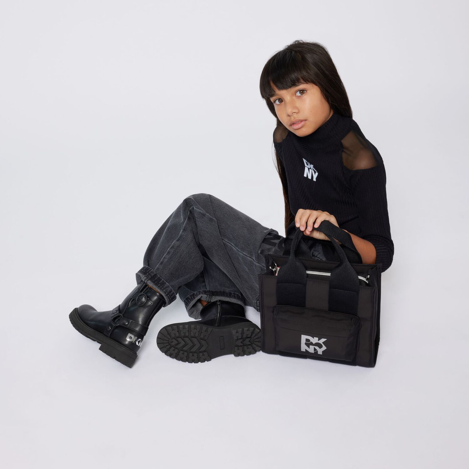 حقيبه يد للبنات بالشعار باللون الاسود , 1, hi-res image number null