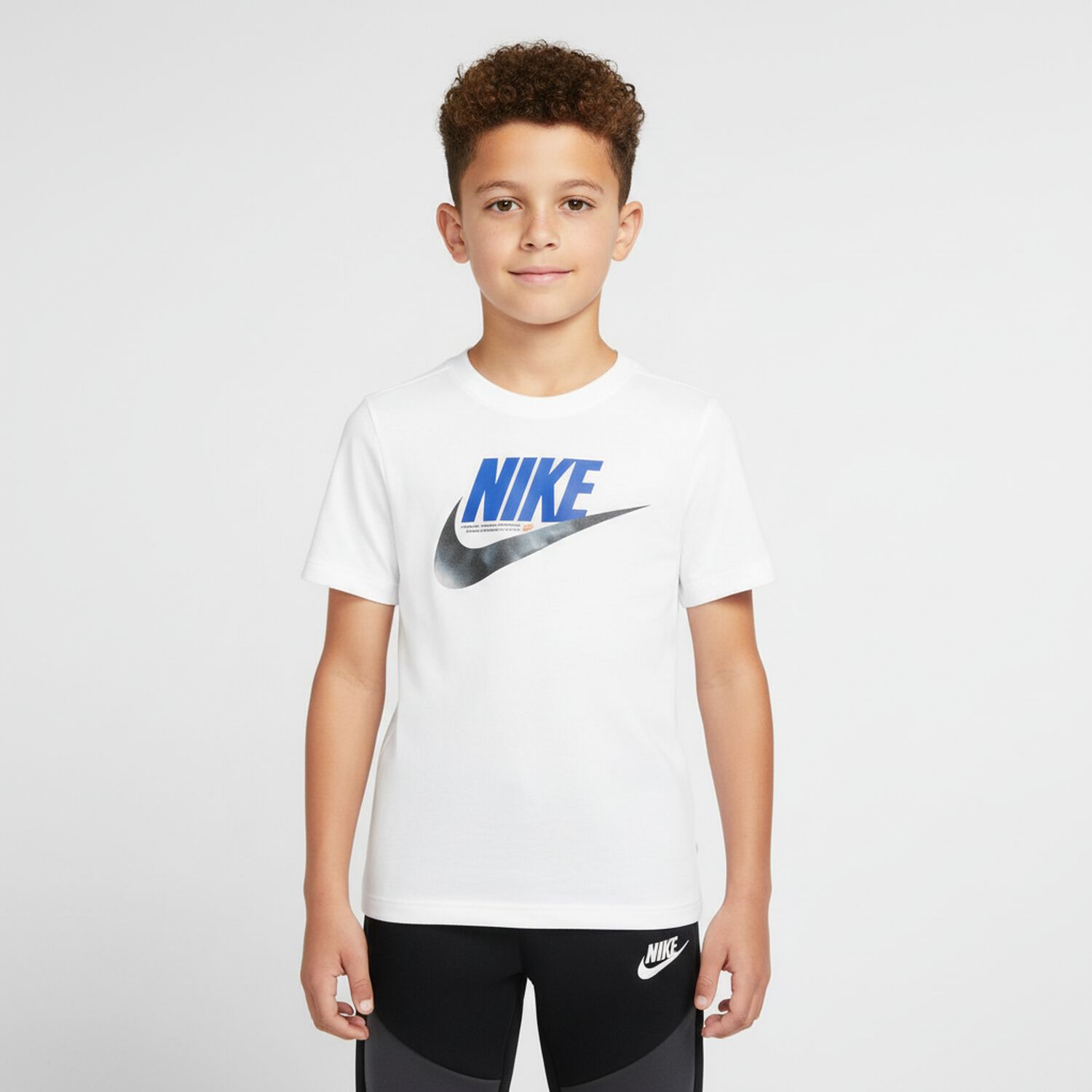 طقم بنطال بشعار أبيض وأسود للأولاد, 1, hi-res